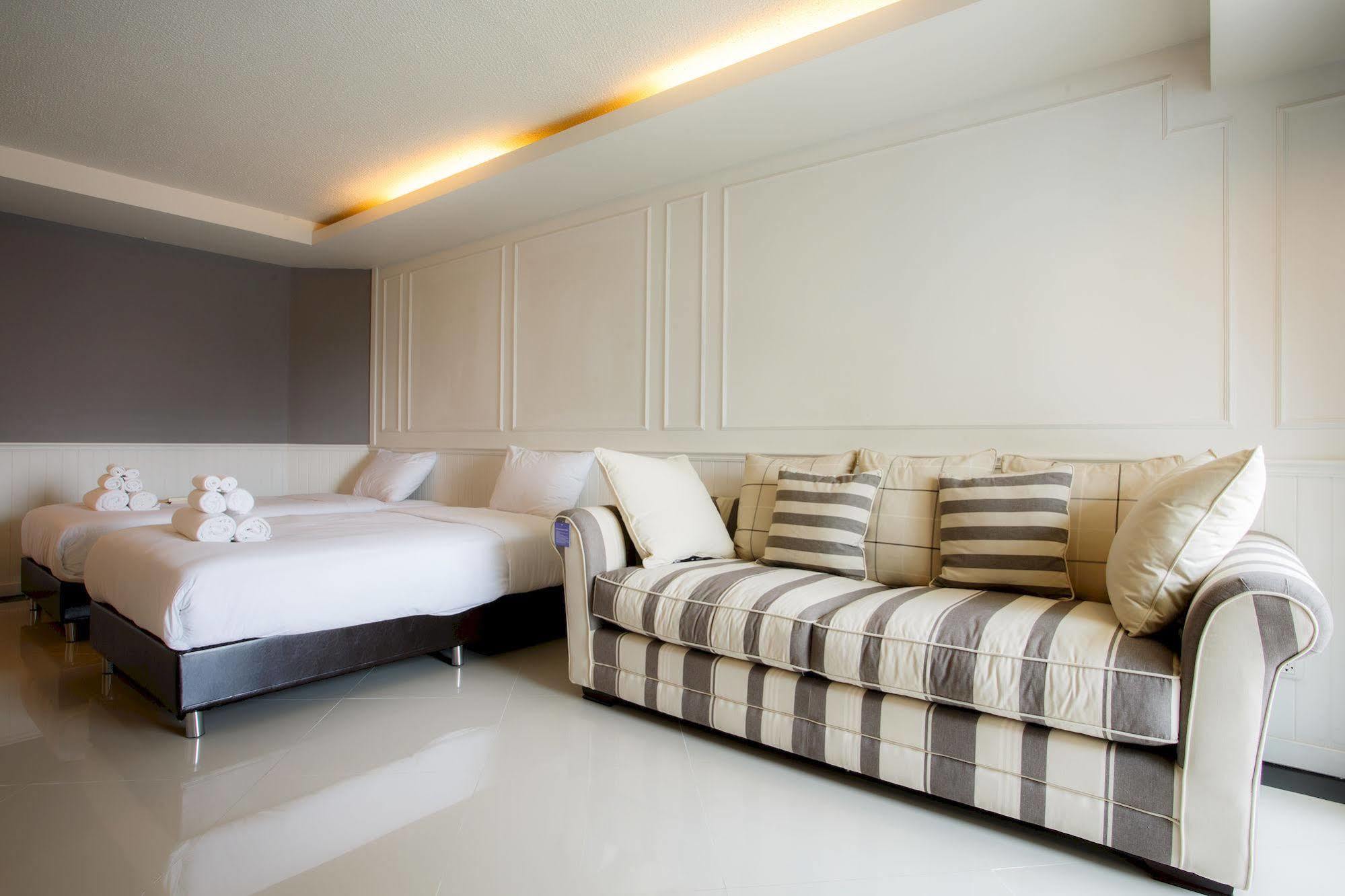 The Capital Resort @ Sukhumvit 50 Bangkok Exterior foto Deluxe Room